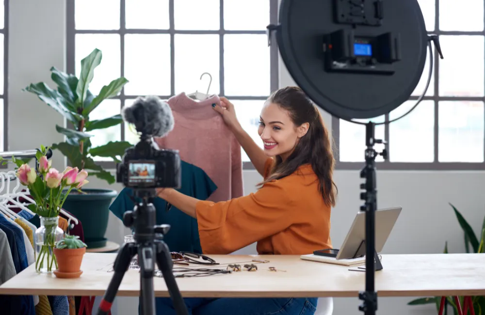 Jasa Endorse Brand Baru